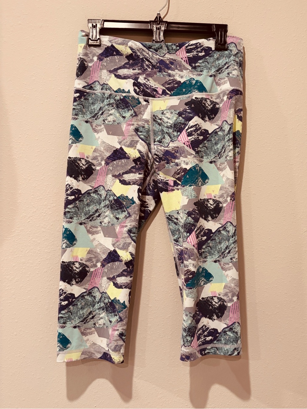 Victoria's Secret Pastel Leggings Colorful Athletic Soft Comfy Activewear Artsy